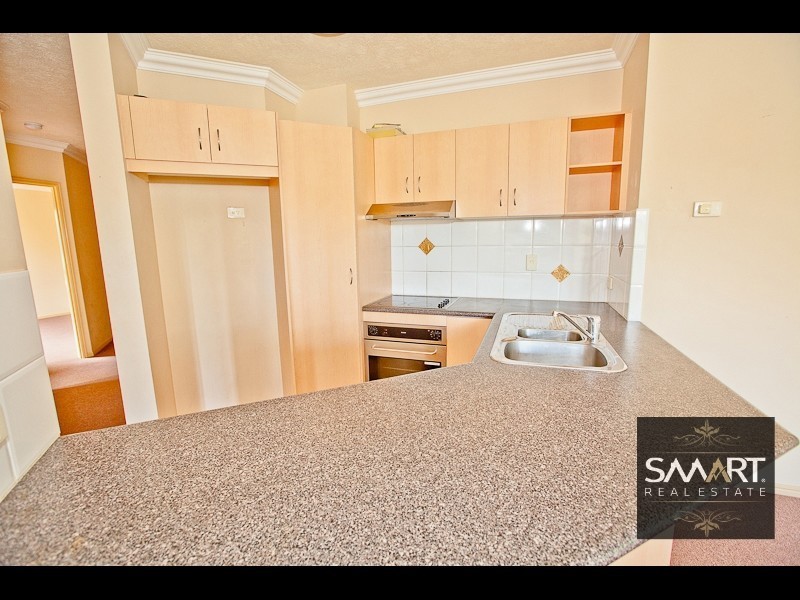 12/25 Chester Terrace, Southport QLD 4215