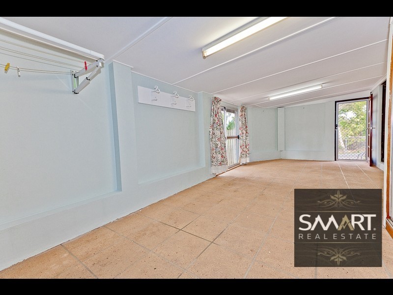 1/80 Ridgeway Ave, Southport QLD 4215