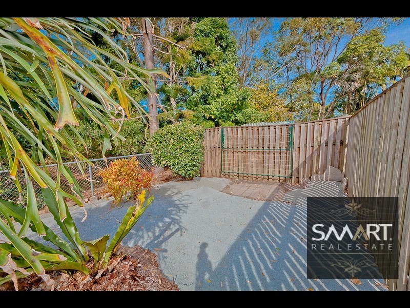 1/80 Ridgeway Ave, Southport QLD 4215