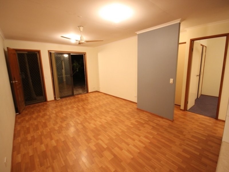 13/11 Hoya Court, Labrador QLD 4215