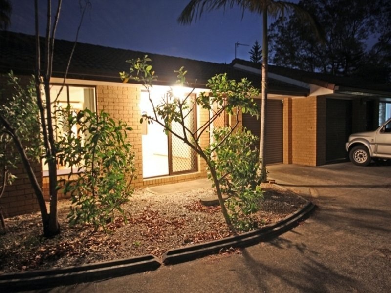 13/11 Hoya Court, Labrador QLD 4215