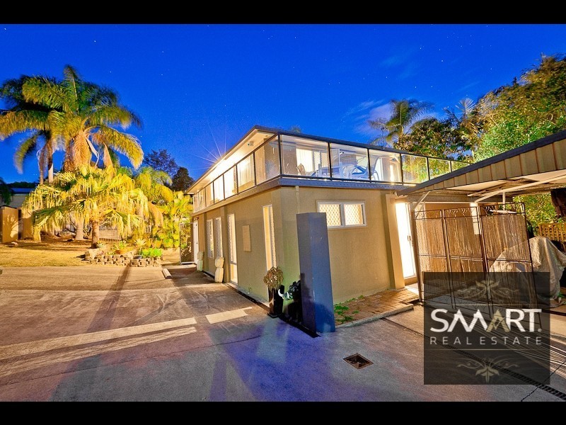 4 Tallowood Rd, Ashmore QLD 4214