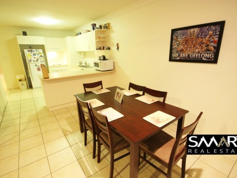 1/24 Terrigal Crescent, Southport QLD 4215