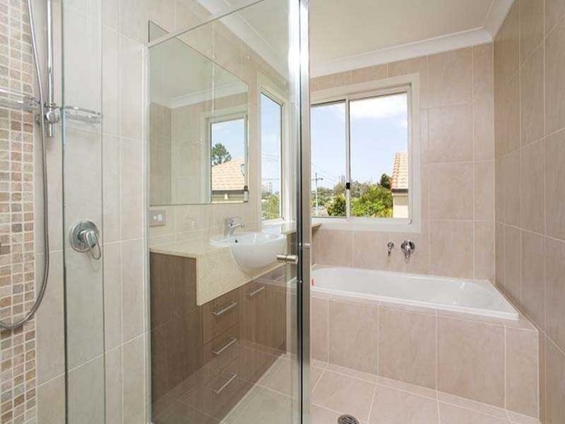 4/2 Ward Street, Southport QLD 4215