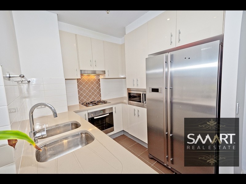 804/2 Aqua Street, Southport QLD 4215