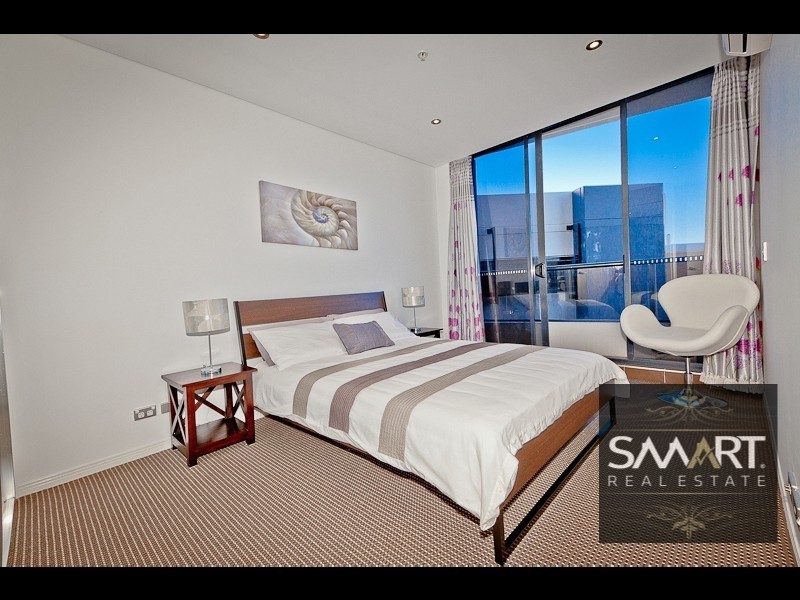 804/2 Aqua Street, Southport QLD 4215