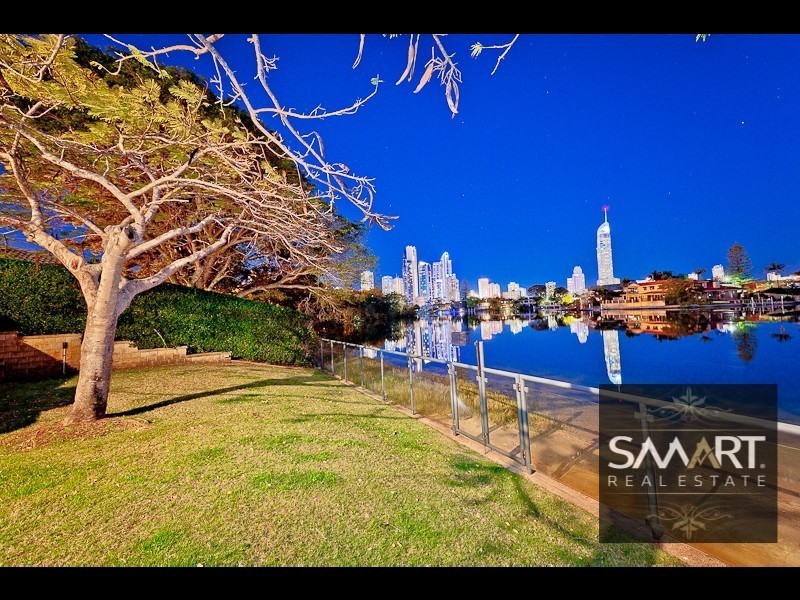 3 Inga Avenue, Bundall QLD 4217