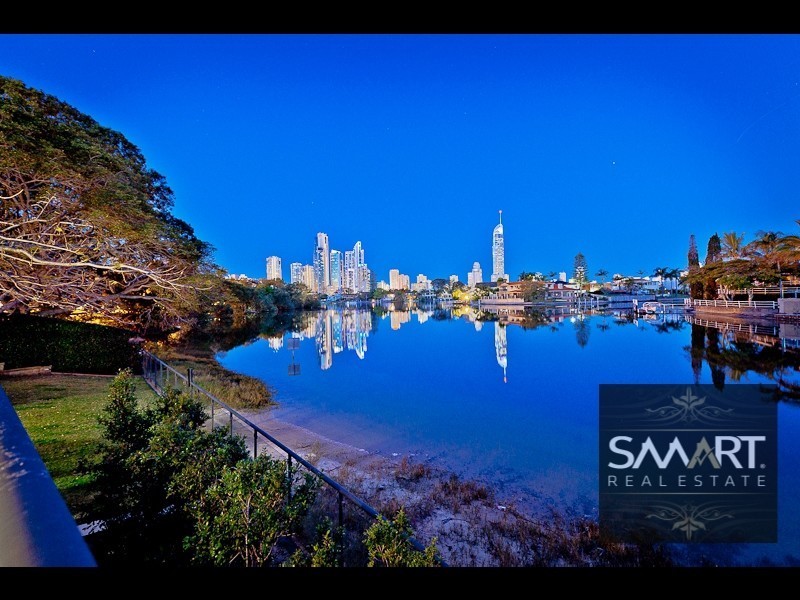 3 Inga Avenue, Bundall QLD 4217