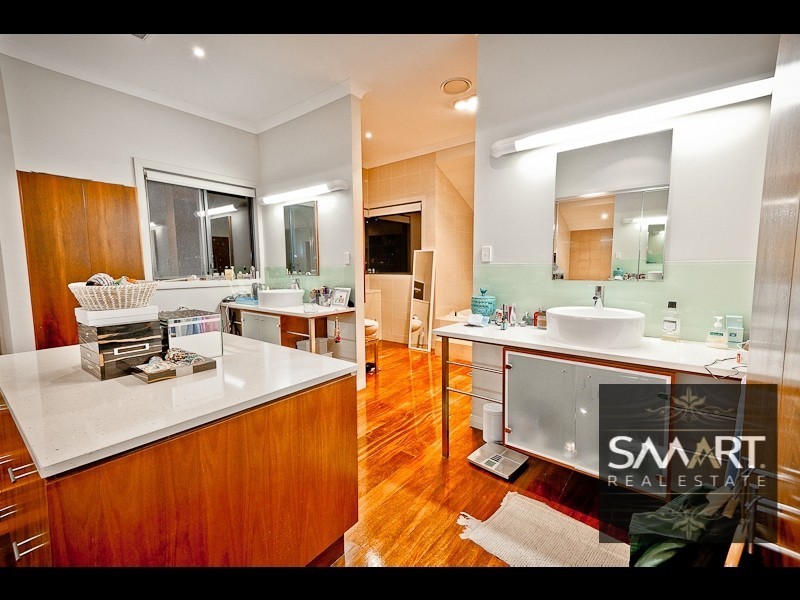 3 Inga Avenue, Bundall QLD 4217