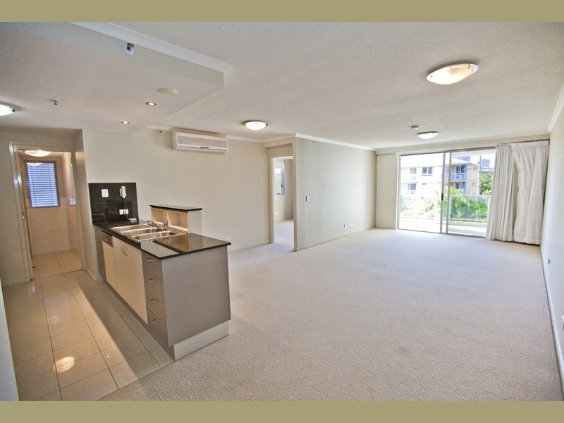 321/21 Cypress Avenue, Surfers Paradise QLD 4217