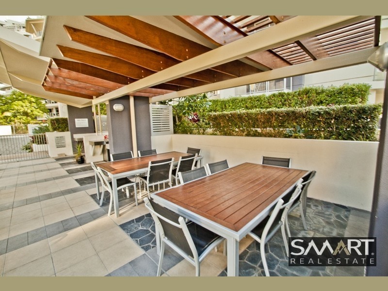 321/21 Cypress Avenue, Surfers Paradise QLD 4217
