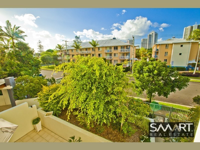 321/21 Cypress Avenue, Surfers Paradise QLD 4217