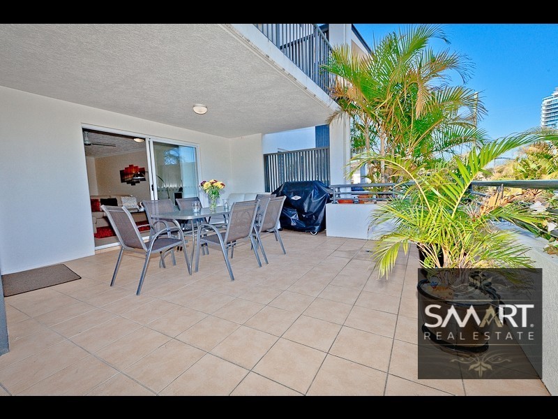 2/4 Proud Street, Labrador QLD 4215