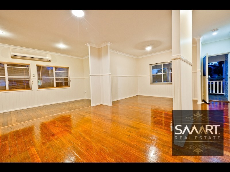 1/143 Johnston Street, Southport QLD 4215