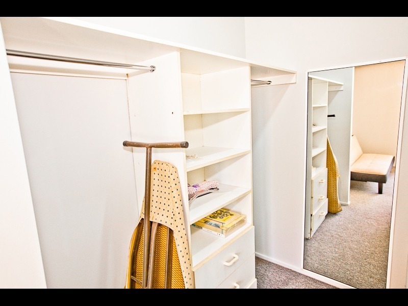 5/15 Weemala Street, Chevron Island QLD 4217