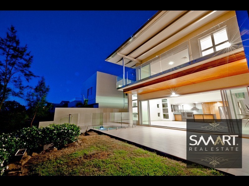 3033B The Boulevarde, Benowa QLD 4217