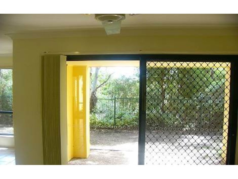 40 Christina Ryan Way, Arundel QLD 4214