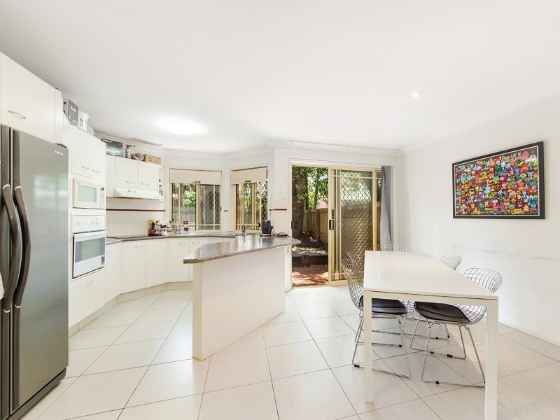 3/50 Pohlman Street, Southport QLD 4215