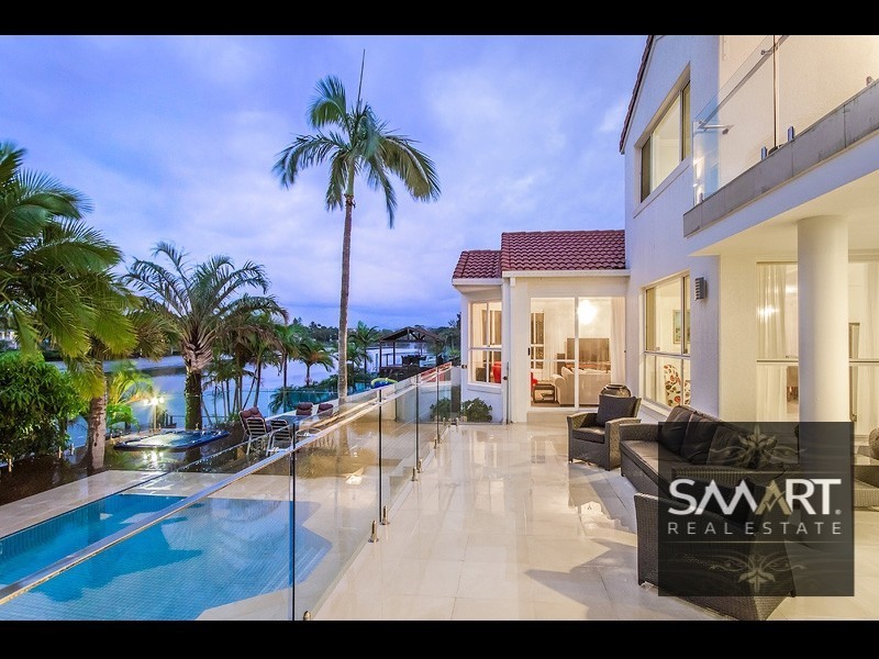 96 Cabana Boulevard, Benowa Waters QLD 4217