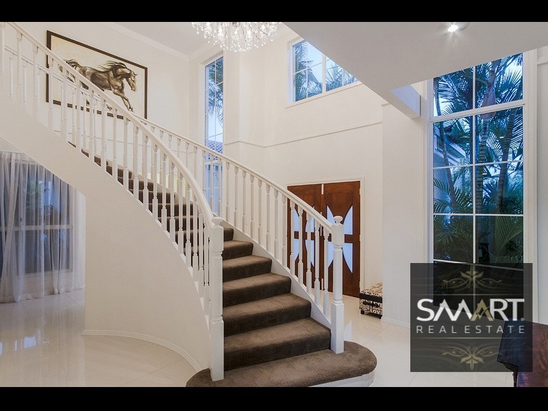 96 Cabana Boulevard, Benowa Waters QLD 4217