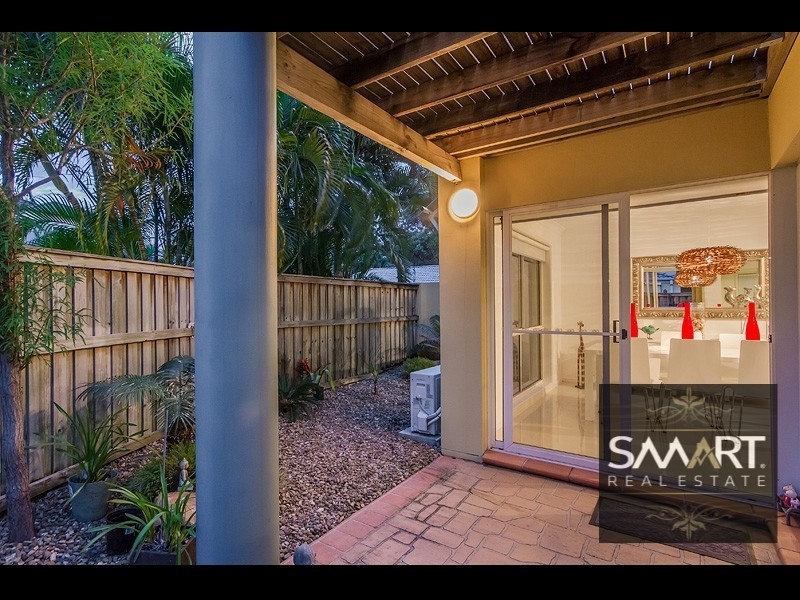 64/88-98 Limetree Parade, Runaway Bay QLD 4216