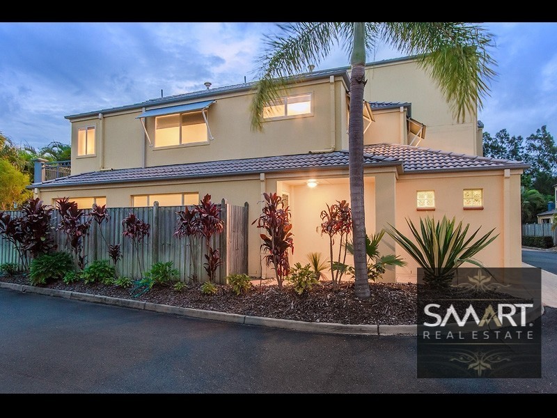 64/88-98 Limetree Parade, Runaway Bay QLD 4216