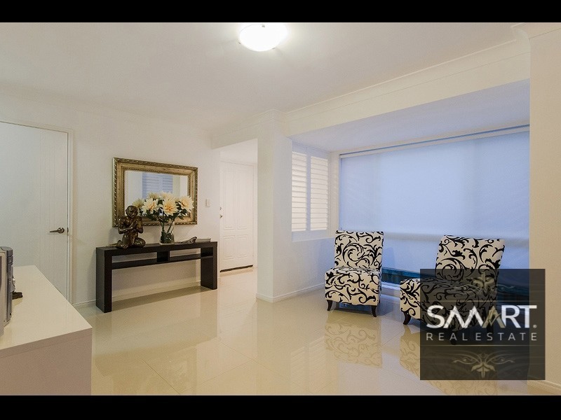 64/88-98 Limetree Parade, Runaway Bay QLD 4216