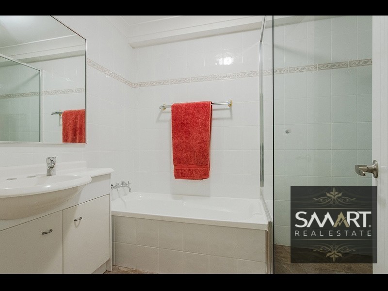 64/88-98 Limetree Parade, Runaway Bay QLD 4216