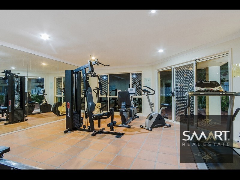 64/88-98 Limetree Parade, Runaway Bay QLD 4216