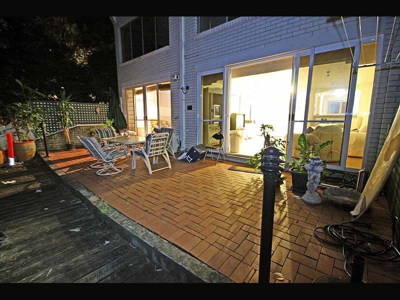 3/34 Remembrance Drive, Surfers Paradise QLD 4217