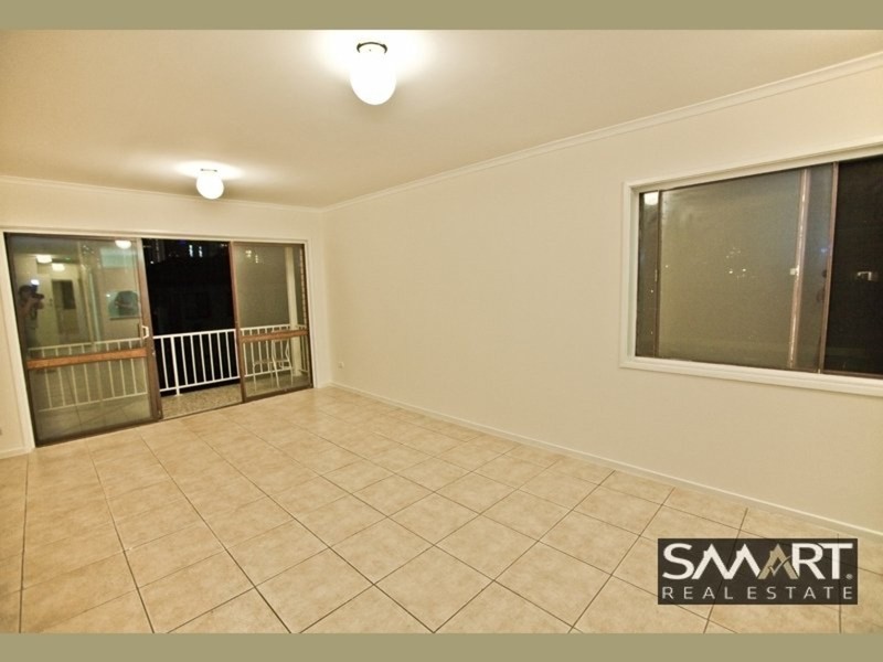 5/28 Sunrise Boulevard, Surfers Paradise QLD 4217