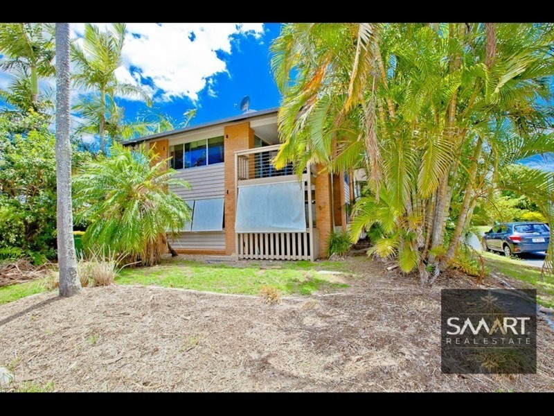 27 Paradise Parade, Paradise Point QLD 4216