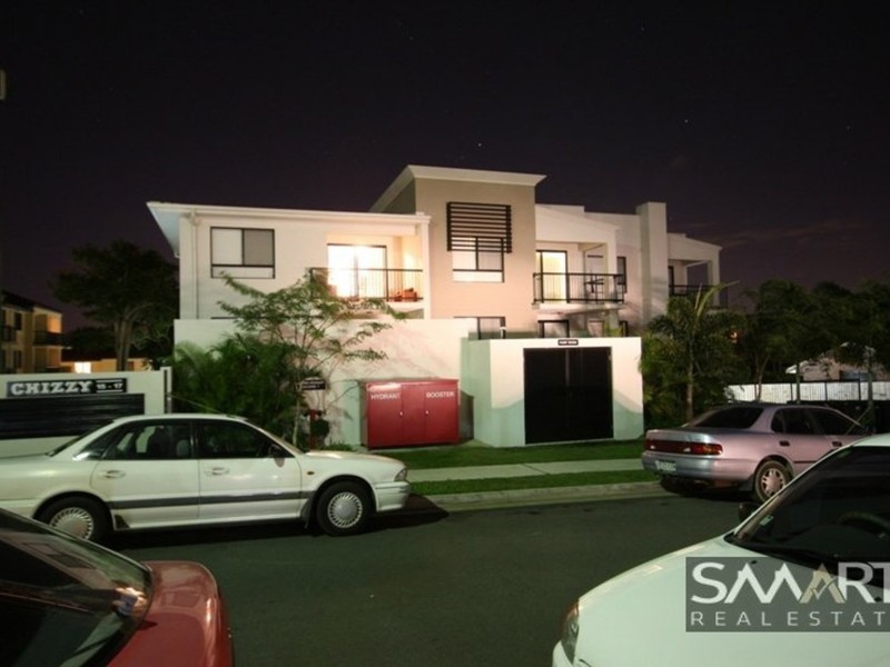 17/15 Lloyd Street, Southport QLD 4215