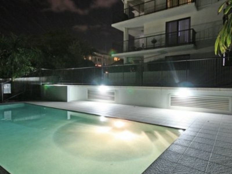 17/15 Lloyd Street, Southport QLD 4215