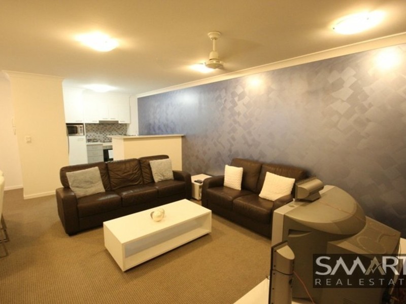 17/15 Lloyd Street, Southport QLD 4215