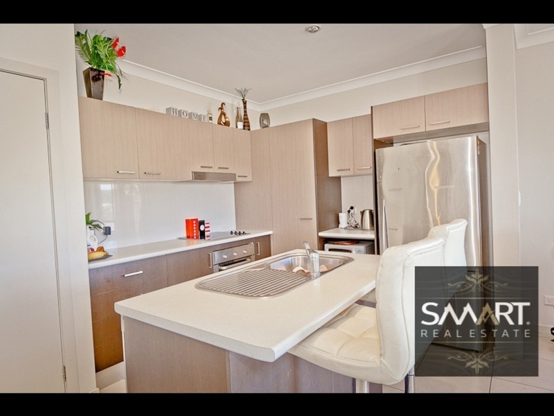 1/1 Kaplan Street, Oxenford QLD 4210