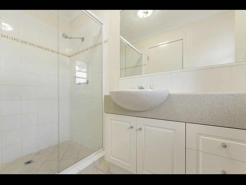 14/27 Walton Street, Southport QLD 4215