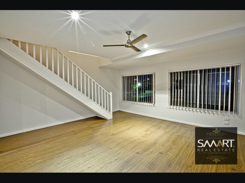 7/8 Alexandrina Drive, Varsity Lakes QLD 4227