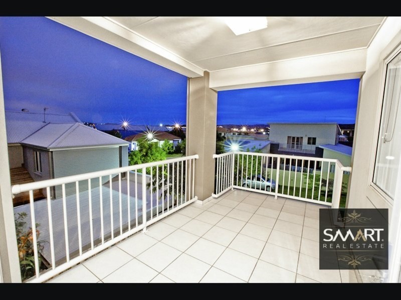 7/8 Alexandrina Drive, Varsity Lakes QLD 4227