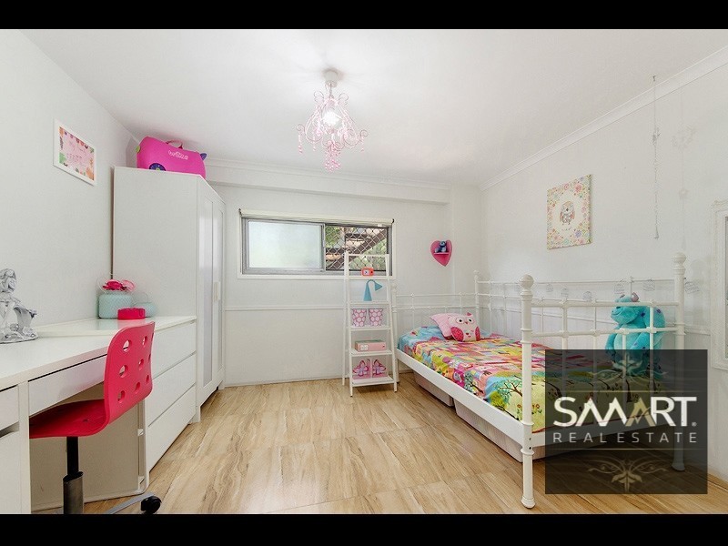45 Kinarra Street, Ashmore QLD 4214