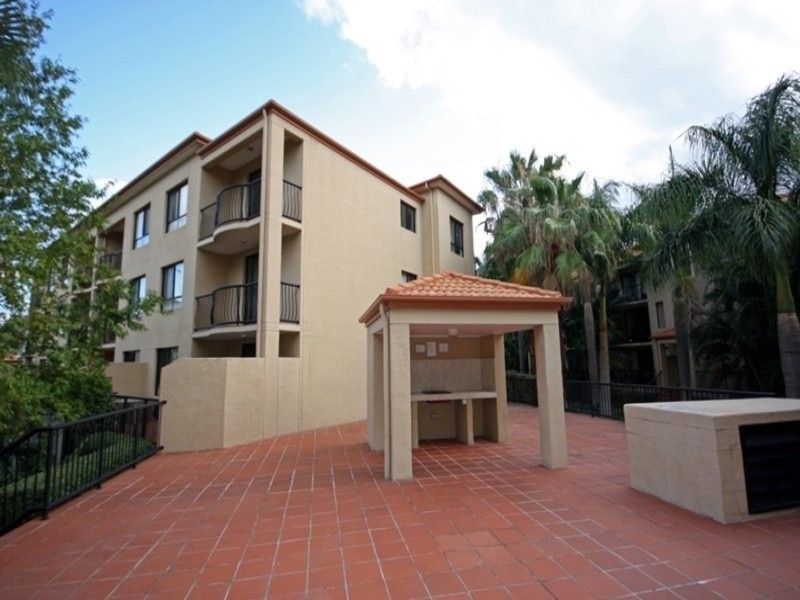 6/61 North Street, Southport QLD 4215