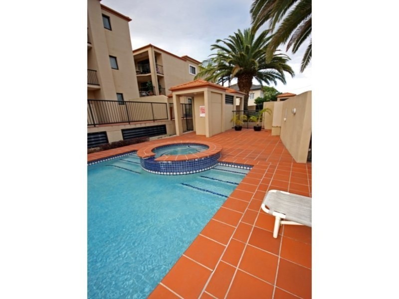 6/61 North Street, Southport QLD 4215