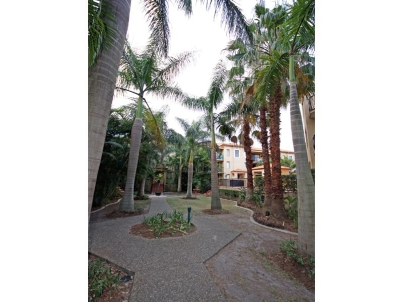 6/61 North Street, Southport QLD 4215