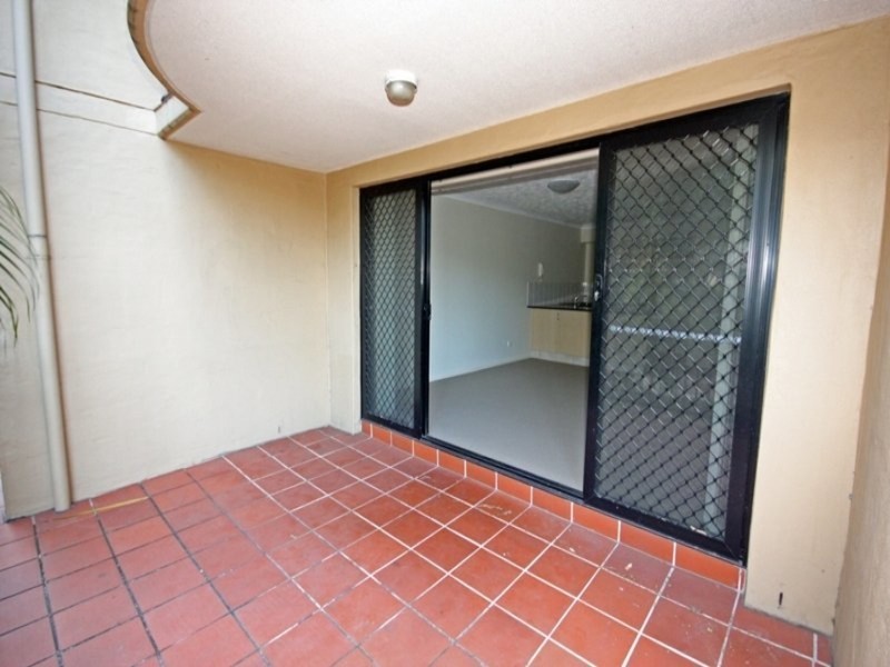 6/61 North Street, Southport QLD 4215