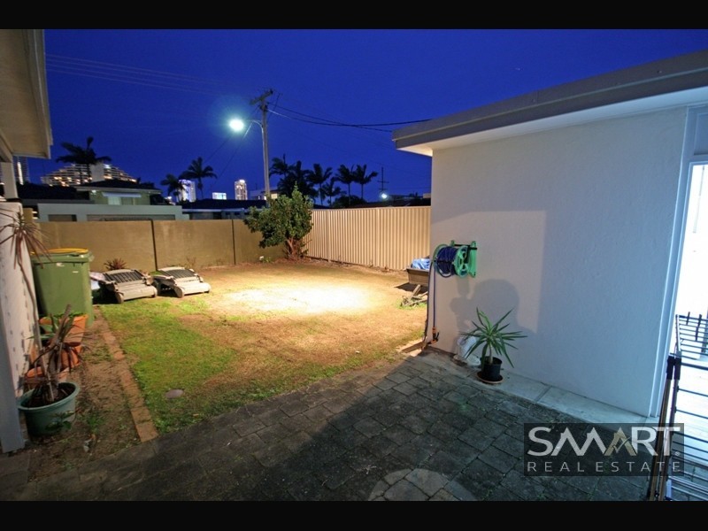 3 Winter Haven Key, Broadbeach Waters QLD 4218