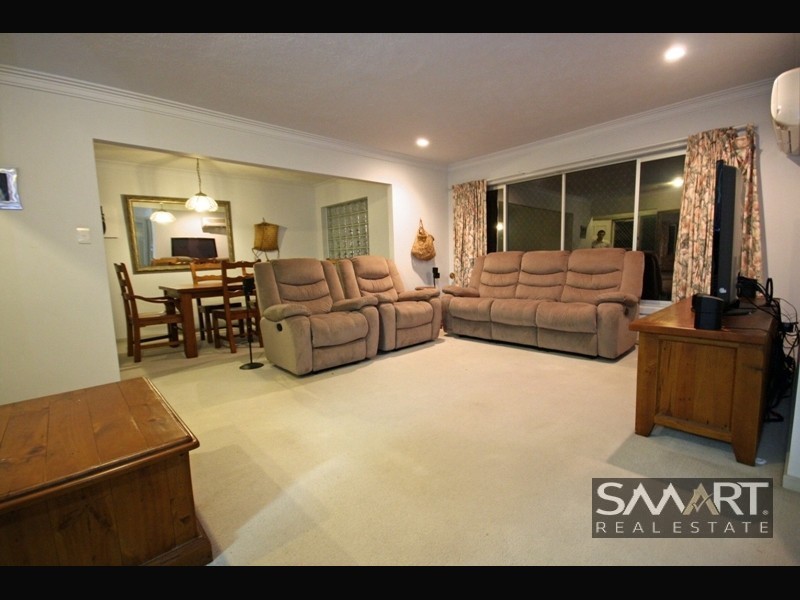 3 Winter Haven Key, Broadbeach Waters QLD 4218