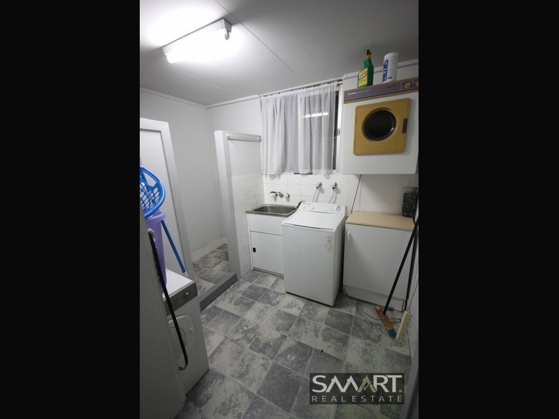 3 Winter Haven Key, Broadbeach Waters QLD 4218