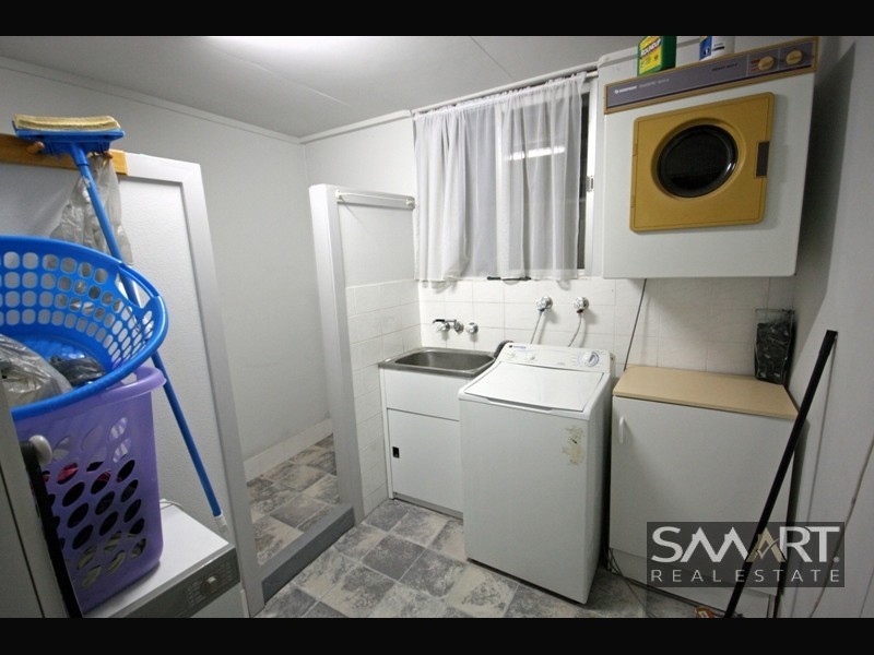 3 Winter Haven Key, Broadbeach Waters QLD 4218