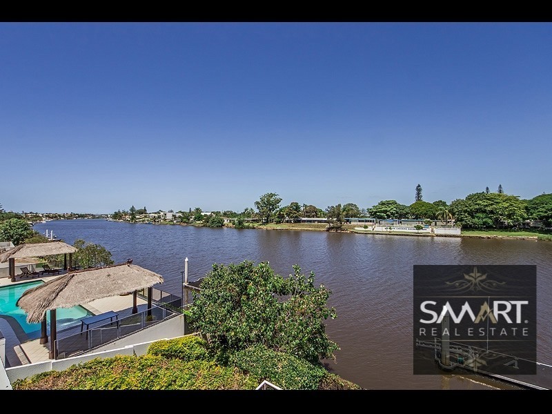 92 Cabana Boulevard, Benowa Waters QLD 4217