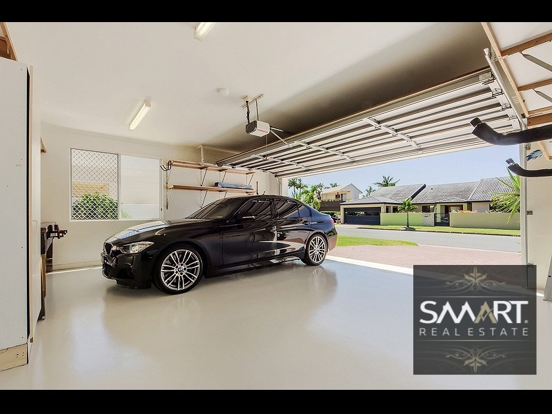 92 Cabana Boulevard, Benowa Waters QLD 4217